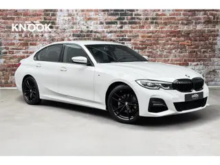 BMW 3-serie Sedan 320i High Executive M Sport Pakket Automaat / Live Cockpit Professional / Hifi / L