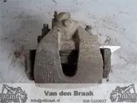 Ford Focus C-Max 2003-2020 Remklauw rechts voor