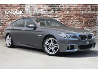 BMW 5-serie Sedan 520i High Executive M Sport Pakket Automaat / Navigatie Professional / Schuif-/kan