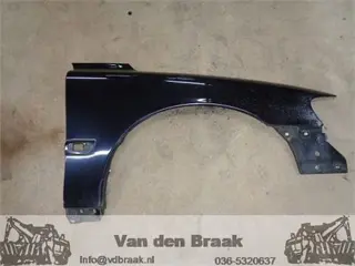 Volvo V70 2004-2008 Scherm rechts voor