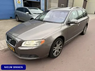 Volvo V70 3.2 Summum Automaat 2007 LEDER, Schuifdak, 17" LMV Dikke uitvoering met alle boekjes en de