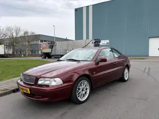 Volvo C70 Coupé 2.4i T Prestige Automaat 200 PK. Als nieuw rijdende auto met slechts 132.000 KM !!! 