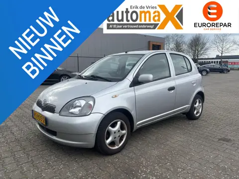 Toyota Yaris 1.0-16V VVT-i Sol See text