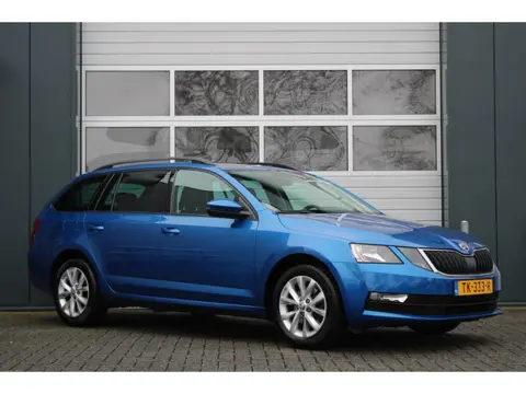 Skoda Octavia Combi 1.0 TSI Greentech Ambition Business DSG Clima/Cruise/Navi/Bluetooth/PDC/Apple/An