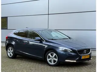 Volvo V40 2.0 D4 Momentum Business 2e Eignr |Xenon |Led |Stoelverwarming |Navi |Park Sensor |Start/S