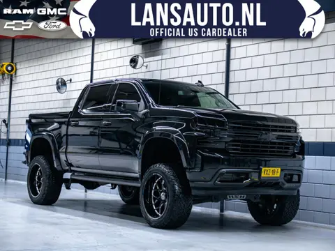 Chevrolet Silverado High Country 3.0L Duramax | 6" Liftkit | Widebody