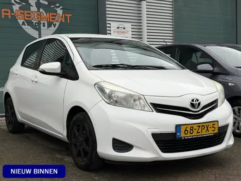 Toyota Yaris 1.0 VVT-i Aspiration / Camera / Nap / 5-drs / lichtmetalen Velgen