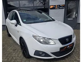 SEAT Ibiza 1.6 Sport **AIRCO-PANO-CRUISECNTRL**