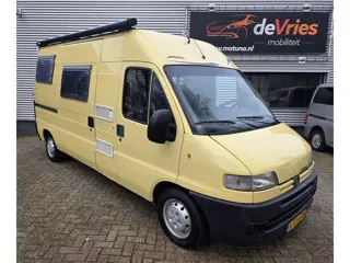 Pössl Peugeot 807 2.2 HDiF Buscamper **VAST BED - WC**