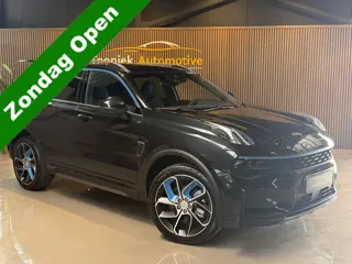 Lynk & Co 01 1.5 Core 261 pk Plug-in BLACK EDITON Pano Dak 360 Camera Stoelverwarming Navigatie  20 