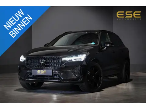 Volvo XC60 2.0 T6 Plug-in hybrid AWD Ultra Black Edition | Panorama | 360 Camera | Hud | Harman/Kard