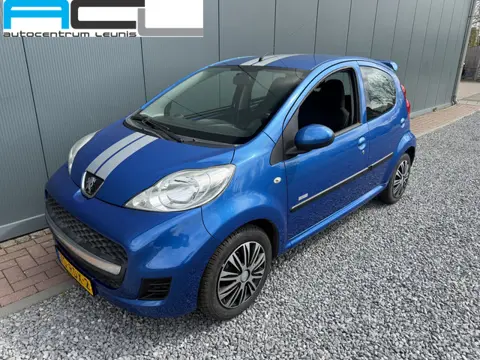 Peugeot 107 1.0-12V Millesim 200 Airco 5-drs (bj 2011)