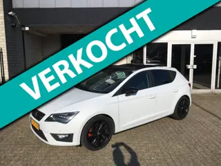 Seat Leon 2.0 TDI FR Business / LEDER / PANO / NAVI / GECHIPT / EXPORT