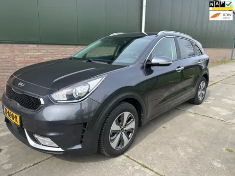 Kia Niro 1.6 GDi Hybrid DynamicPlusLine leer carplay luxe uitvoering NAP