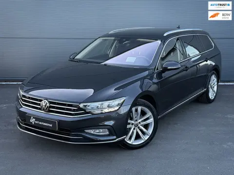 Volkswagen Passat Variant 1.5 TSI Business, Pilot assist, ACC, HUD, Stoelverwarming