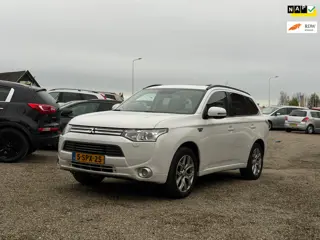 Mitsubishi Outlander 2.0 PHEV Instyle+ 1e Eig Dealer Onderhouden LPG G3 Adaptief Cruise