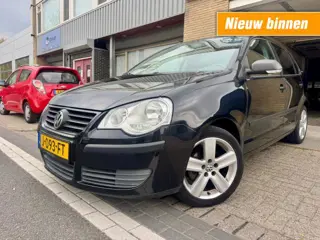 VOLKSWAGEN POLO 1.4-16V Trendline CLIMA LMV 5DRS RIJDT GOED APK 