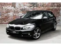 BMW 1-serie 118i Executive Automaat 5 deurs / Navigatie / LED / 17 Inch / Climate Control / Bluetoot
