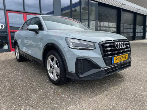 Audi Q2 35 TFSI S Edition s line nieuwstaat