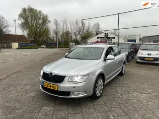 Skoda Superb 2.0 TDI Elegance Airco Memory Stoelverwarming Leder DSG