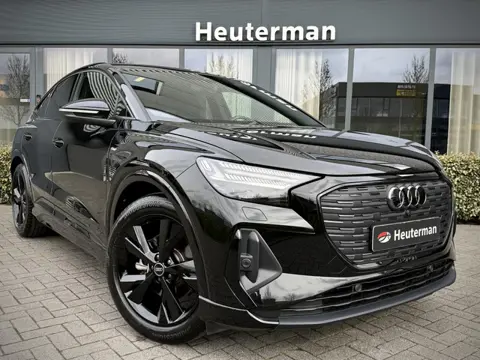 Audi Q4 E-Tron Sportback 3 S-Line/ Zwart Optiek/ LED/ 10dkm!/ SOH 92,4%