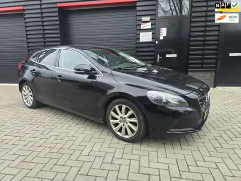 Volvo V40 1.6 D2 Summum | PANO | CAMERA | XENON - LED | STOELVERWARMING | KEYLESS | MEMORY | VEEL OP
