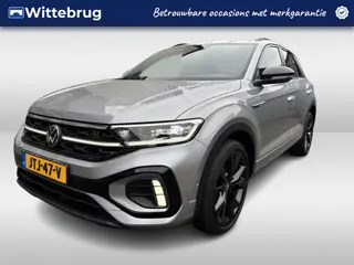 Volkswagen T-Roc 1.5 TSI 150pk R-Line Black Style DSG Automaat Panoramadak / IQ LED / Navigatie / Di