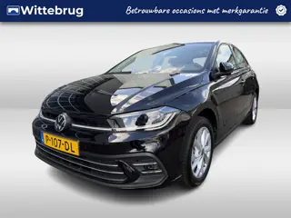 Volkswagen Polo 1.0 TSI Style Navigatie / Parkeersensoren / LED verlichting / 16"LM velgen / App-con