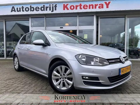 Volkswagen Golf 1.0 TSI /CAMERA/PDC/NAVI FULL MAP/CRUISE/ECC/SPORTSTOELEN