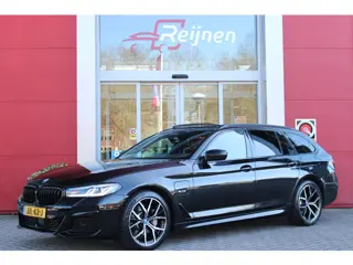 BMW 5-serie Touring 530e 292PK xDrive M-SPORT BUSINESS EDITION PLUS | PANORAMA SCHUIF/KANTEL DAK | H