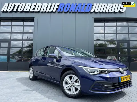 Volkswagen Golf 1.5 TSI Life Business NL.Auto/Alcantara-Sportstoelen/Camera/Carplay/4Cilinder/1Ste E