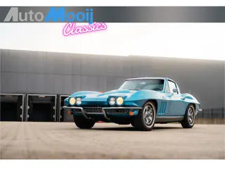 Chevrolet Corvette C2 427 Big Block 7.0 Liter / 390 HP / Turbo-Jet / 4-Speed Manual / Nassau Blue / 