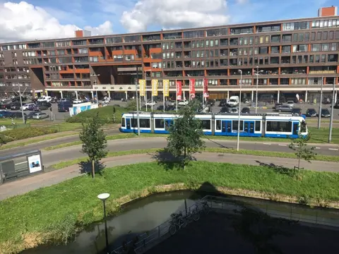 Woning aan de Eurokade te Amsterdam