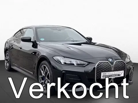 BMW i4 eDrive40 84 kWh (250kW/340pk) ** LED, LEDER, PANO, TREKH, H&K SOUND, M-REM, 18-inch LMV, ALAR