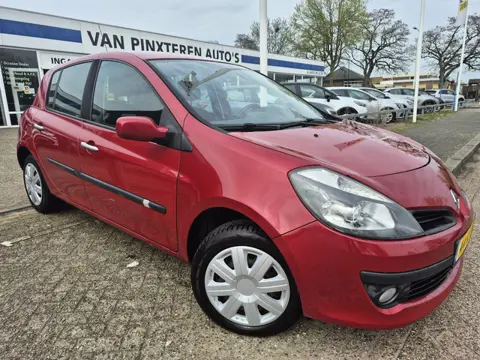 Renault Clio 1.2-16V Expression (bj 2008)