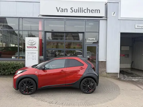 Toyota Aygo X 1.0 VVT-i S-CVT Premium (bj 2024, automaat)