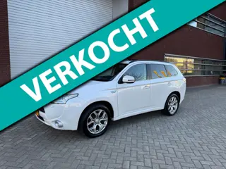 Mitsubishi Outlander 2.0 PHEV Instyle+ 4WD Vol opties