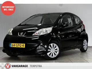 Peugeot 107 1.0-12V XS/ Airco!/ C.V.Afstand/ Radio-CD+AUX/ Elek.Pakket/ Deelbare Achterbank/ Metalli
