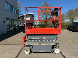 Skyjack SJ 3219 schaar hooogwerker 7,65 meter (bj 2022)