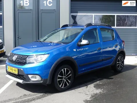 Dacia Sandero 0.9 TCe SL Stepway Automaat Hoge instap Airco Trekhaak 5-Drs Cruise Control Lage Km St