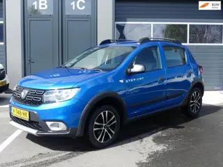 Dacia Sandero 0.9 TCe SL Stepway Automaat Hoge instap Airco Trekhaak 5-Drs Cruise Control Lage Km St