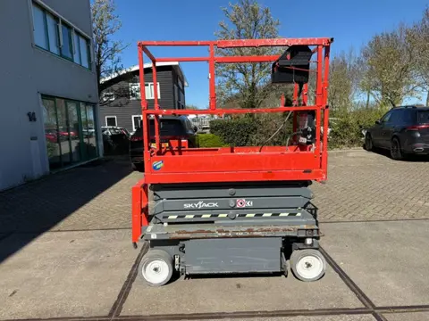 Skyjack SJ 3219 schaar hoogwerker 8 meter (bj 2021)