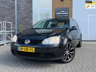 Volkswagen Golf 1.6 FSI Optive 4 | Climate control | Automaat |