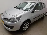 Renault Clio 1.6-16V Dynamique Comfort AIRCO ! NIEUWE APK !