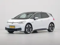 Volkswagen ID.3 First Max 58 kWh 204pk Trekhaak Panorama Navigatie Camera Stoel/Stuurverwarming