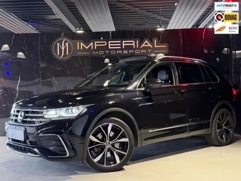 Volkswagen Tiguan 2.0 TSI 4Motion 3x R-Line Pano|Trekhaak|360|Leder|Sfeer|IQ-light|CAM|ACC
