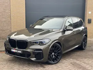 BMW X5 XDrive45e M Pakket | B&W | Laser | Pano | HUD | 360 | DriveAssist | Individuel 50Jahre Editio
