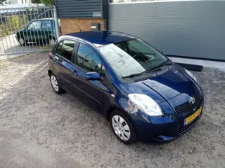 TOYOTA YARIS 5Drs 1.3 VVTi Sol MMT Automaat