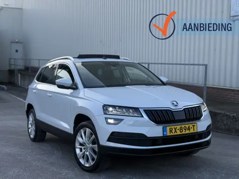 Škoda Karoq 1.5 TSI 150pk | Panoramadak | Achteruitrijcamera