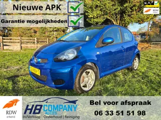 Toyota Aygo 1.0-12V Comfort Navigator 5DRS (zeldzame uitvoering) Navigatie | Airco | velgen | Nieuwe